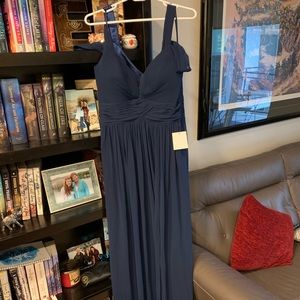 Gorgeous Navy Blue Gown!